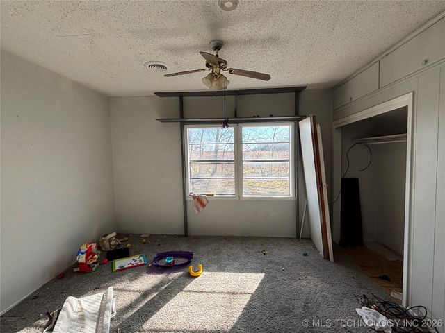 1398 Sexton, Calera, OK 74730