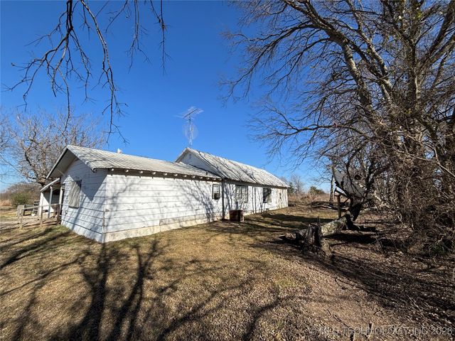 1398 Sexton, Calera, OK 74730