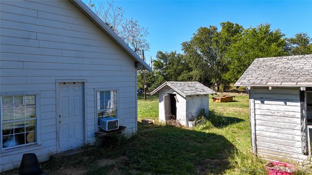 1398 Sexton, Calera, OK 74730