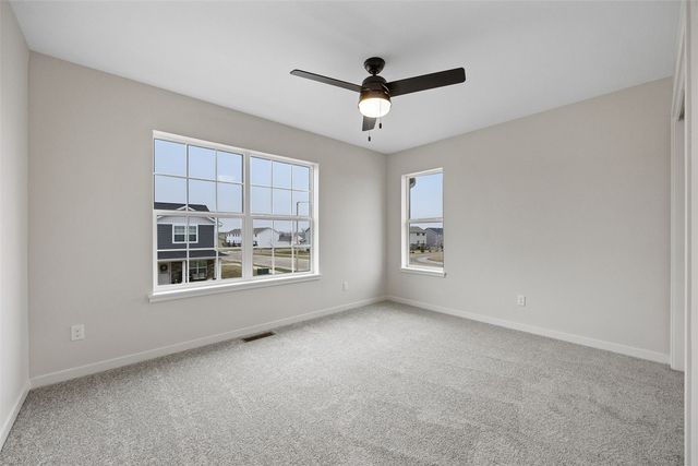 163 Bethany Loop SW A, Cedar Rapids, IA 52404