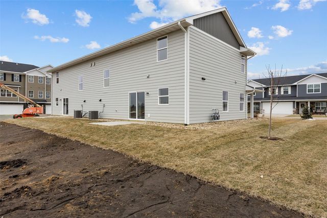 163 Bethany Loop SW A, Cedar Rapids, IA 52404