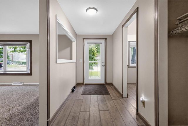 7033 Clover COURT, Burlington, WI 53105