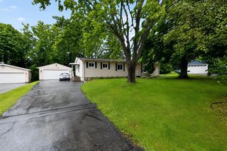 7033 Clover COURT, Burlington, WI 53105
