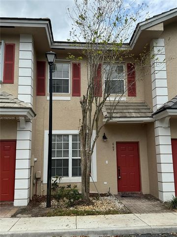669 NW 42nd Ave, Plantation, FL 33317