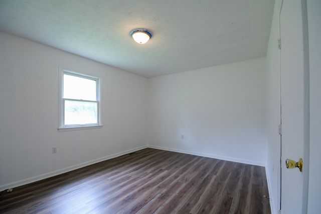 1735 Welch Road, Jeffersonville, KY 40337