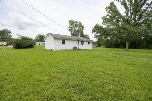 1735 Welch Road, Jeffersonville, KY 40337