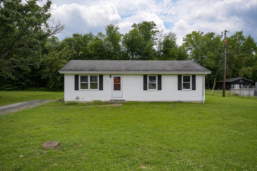 1735 Welch Road, Jeffersonville, KY 40337