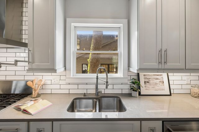 1509 Ashwood Ave, Nashville, TN 37212