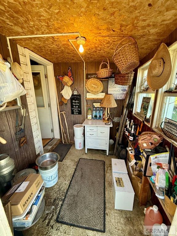 Image 10 of property listing at 2 Hammon Drive, Salmon, ID 83467