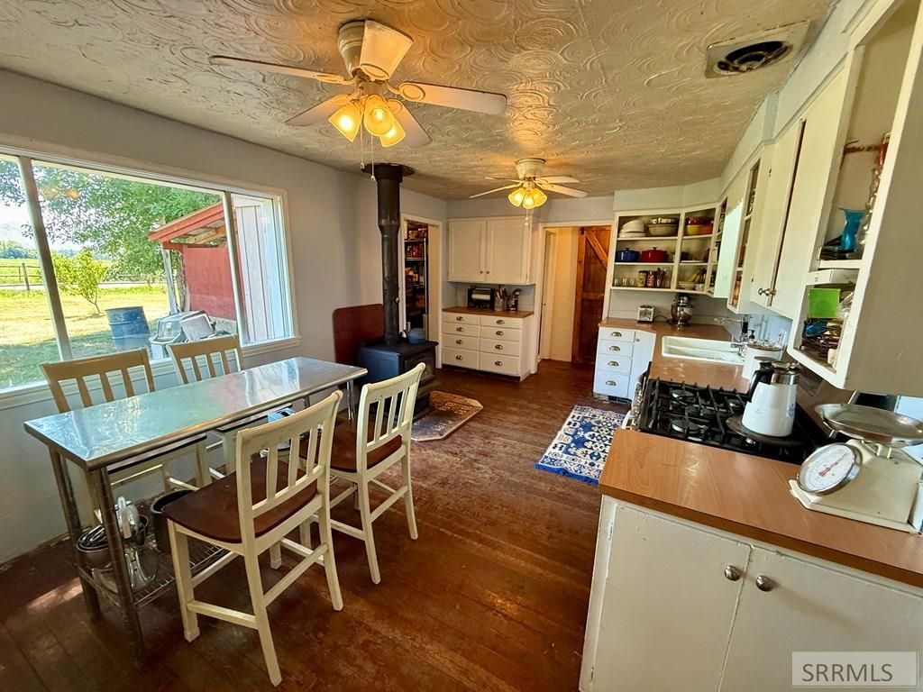Image 14 of property listing at 2 Hammon Drive, Salmon, ID 83467