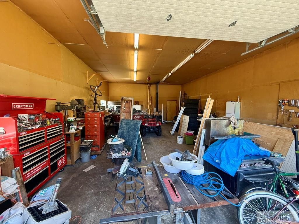 Image 34 of property listing at 2 Hammon Drive, Salmon, ID 83467