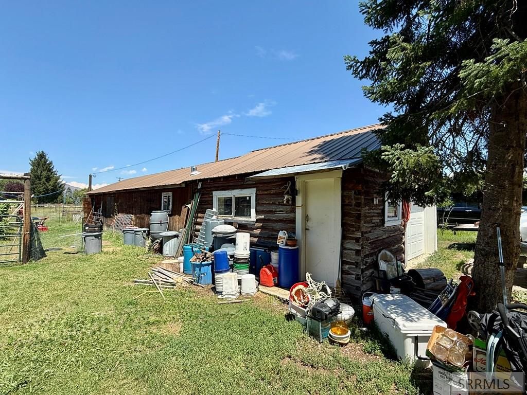 Image 38 of property listing at 2 Hammon Drive, Salmon, ID 83467