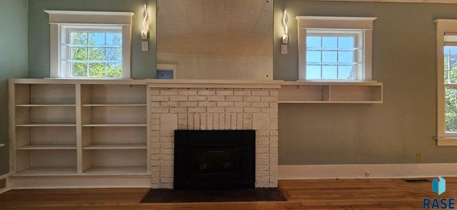 1024 4th St Street, Brookings, SD 57006