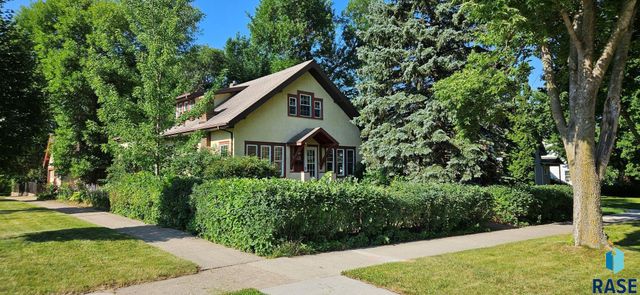 1024 4th St Street, Brookings, SD 57006