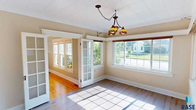 1024 4th St Street, Brookings, SD 57006