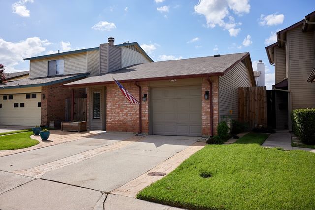 413 San Maria Drive, Garland, TX 75043