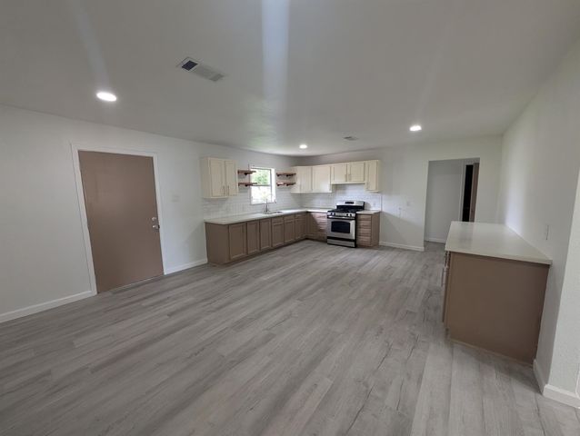 306 Allendale Road, Pasadena, TX 77502