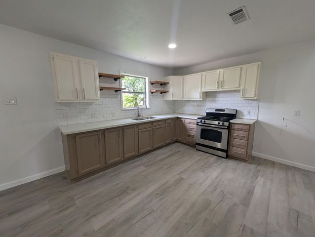 306 Allendale Road, Pasadena, TX 77502