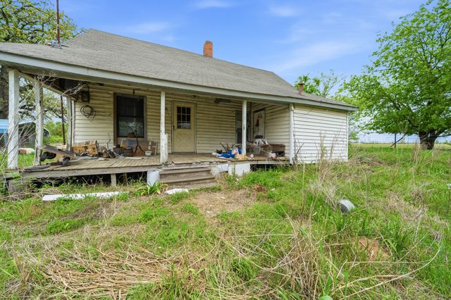 582 Hcr 1313, Hillsboro, TX 76645