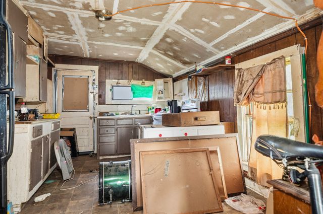 582 Hcr 1313, Hillsboro, TX 76645