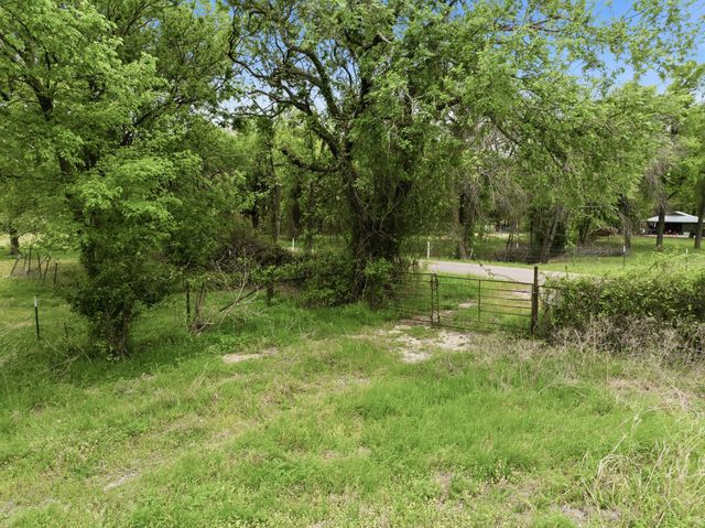 582 Hcr 1313, Hillsboro, TX 76645