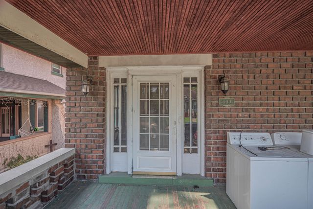 609 FISK AVE, Moberly, MO 65270