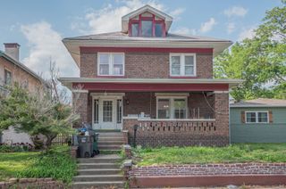 609 FISK AVE, Moberly, MO 65270
