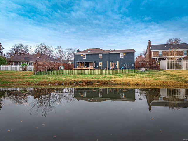 1014 Kingswood Drive, Evansville, IN 47715