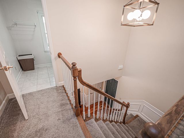 1014 Kingswood Drive, Evansville, IN 47715