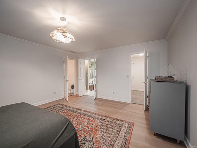 1014 Kingswood Drive, Evansville, IN 47715