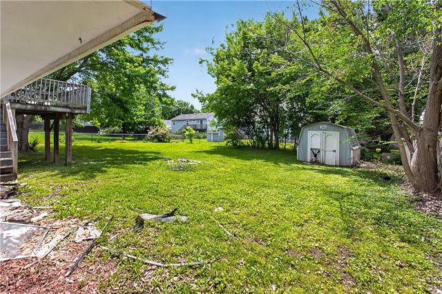 107 Brentwood Drive, Belton, MO 64012
