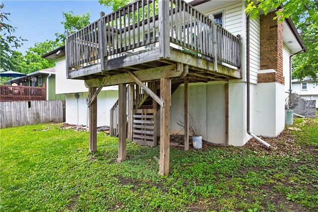 107 Brentwood Drive, Belton, MO 64012
