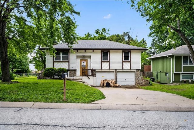 107 Brentwood Drive, Belton, MO 64012