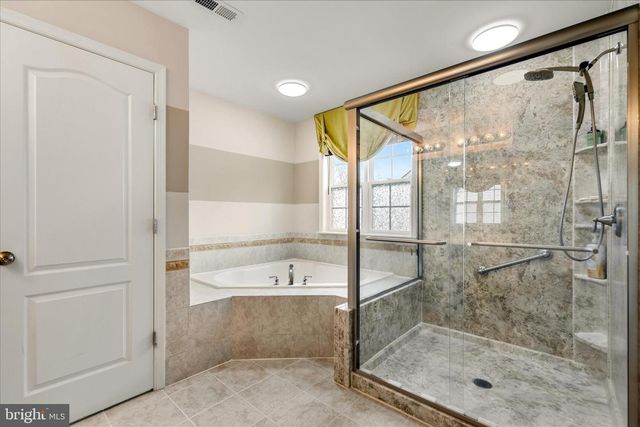 7534 TOTTENHAM DR, White Plains, MD 20695