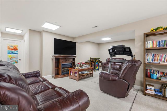 7534 TOTTENHAM DR, White Plains, MD 20695