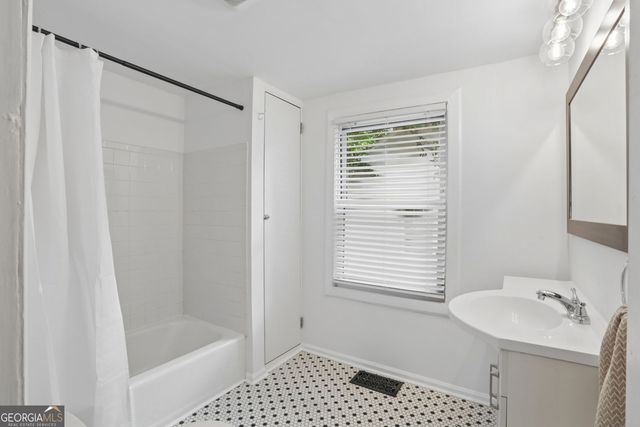 1666 May Avenue SE, Atlanta, GA 30316