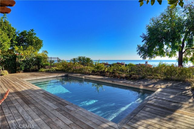 8 Twilight, Newport Coast, CA 92657
