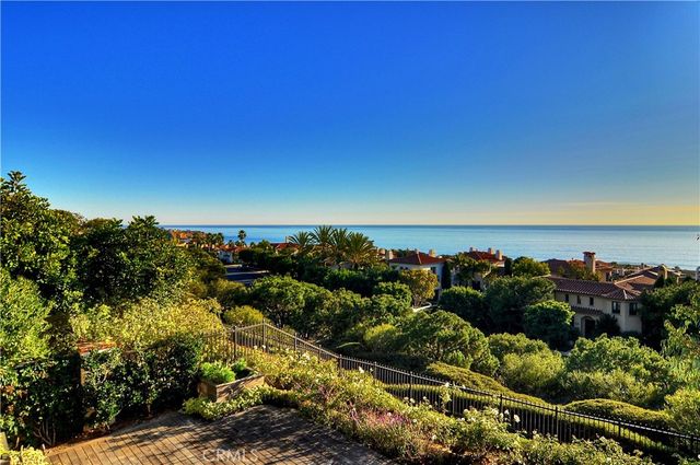 8 Twilight, Newport Coast, CA 92657