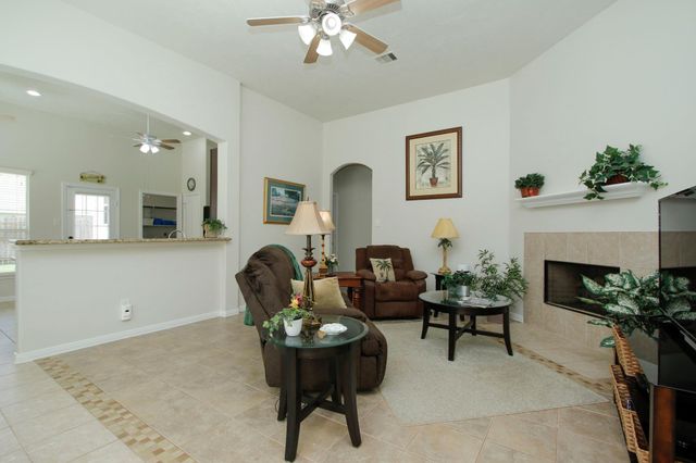 10018 Blissfull Valley Lane, Tomball, TX 77375