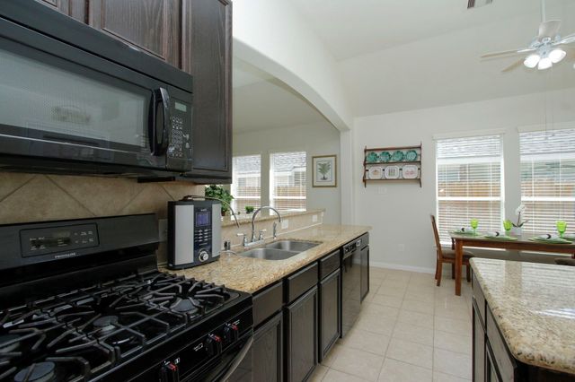 10018 Blissfull Valley Lane, Tomball, TX 77375