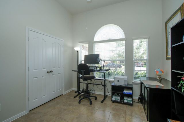 10018 Blissfull Valley Lane, Tomball, TX 77375