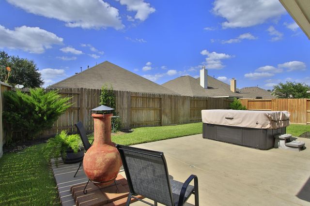 10018 Blissfull Valley Lane, Tomball, TX 77375