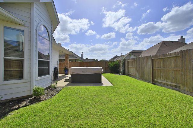 10018 Blissfull Valley Lane, Tomball, TX 77375
