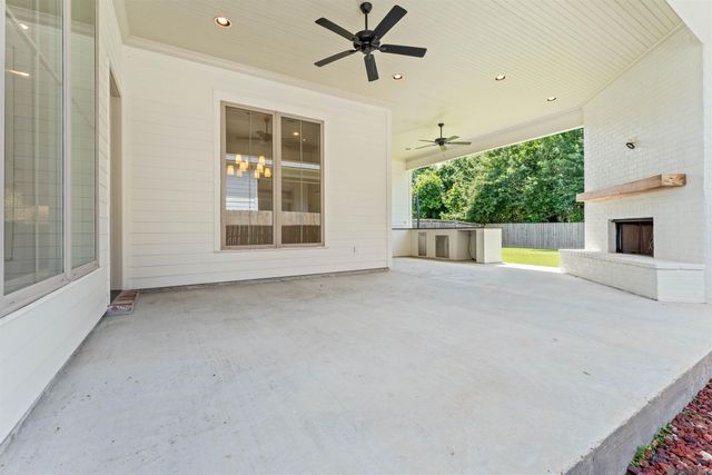 9340 Inniswylde Dr, Baton Rouge, LA 70809