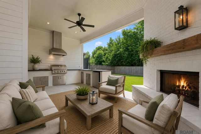 9340 Inniswylde Dr, Baton Rouge, LA 70809