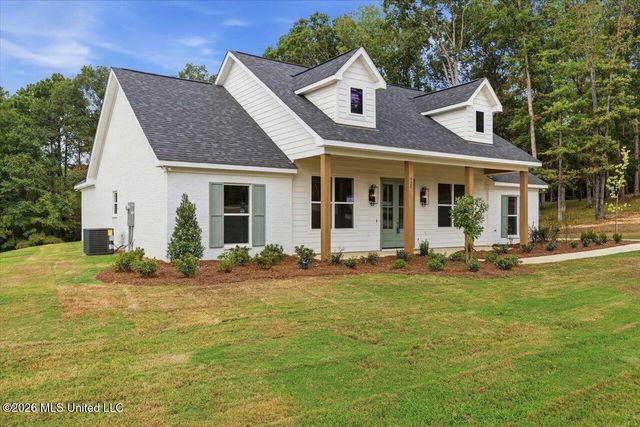 928 Mullican Road, Florence, MS 39073