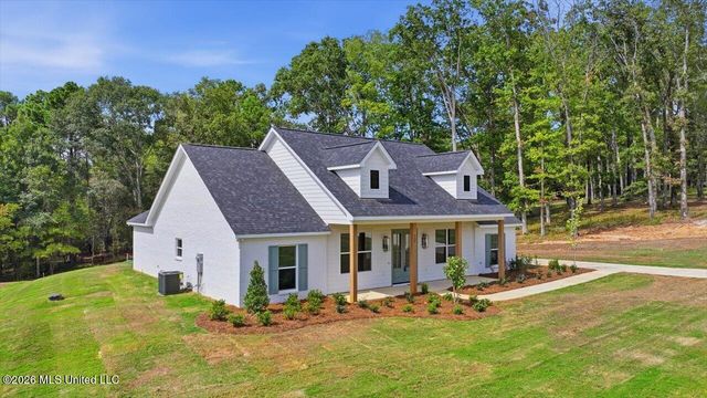 928 Mullican Road, Florence, MS 39073