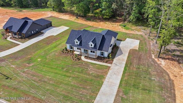 928 Mullican Road, Florence, MS 39073