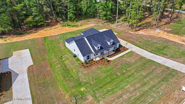 928 Mullican Road, Florence, MS 39073