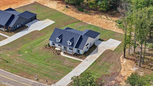 928 Mullican Road, Florence, MS 39073